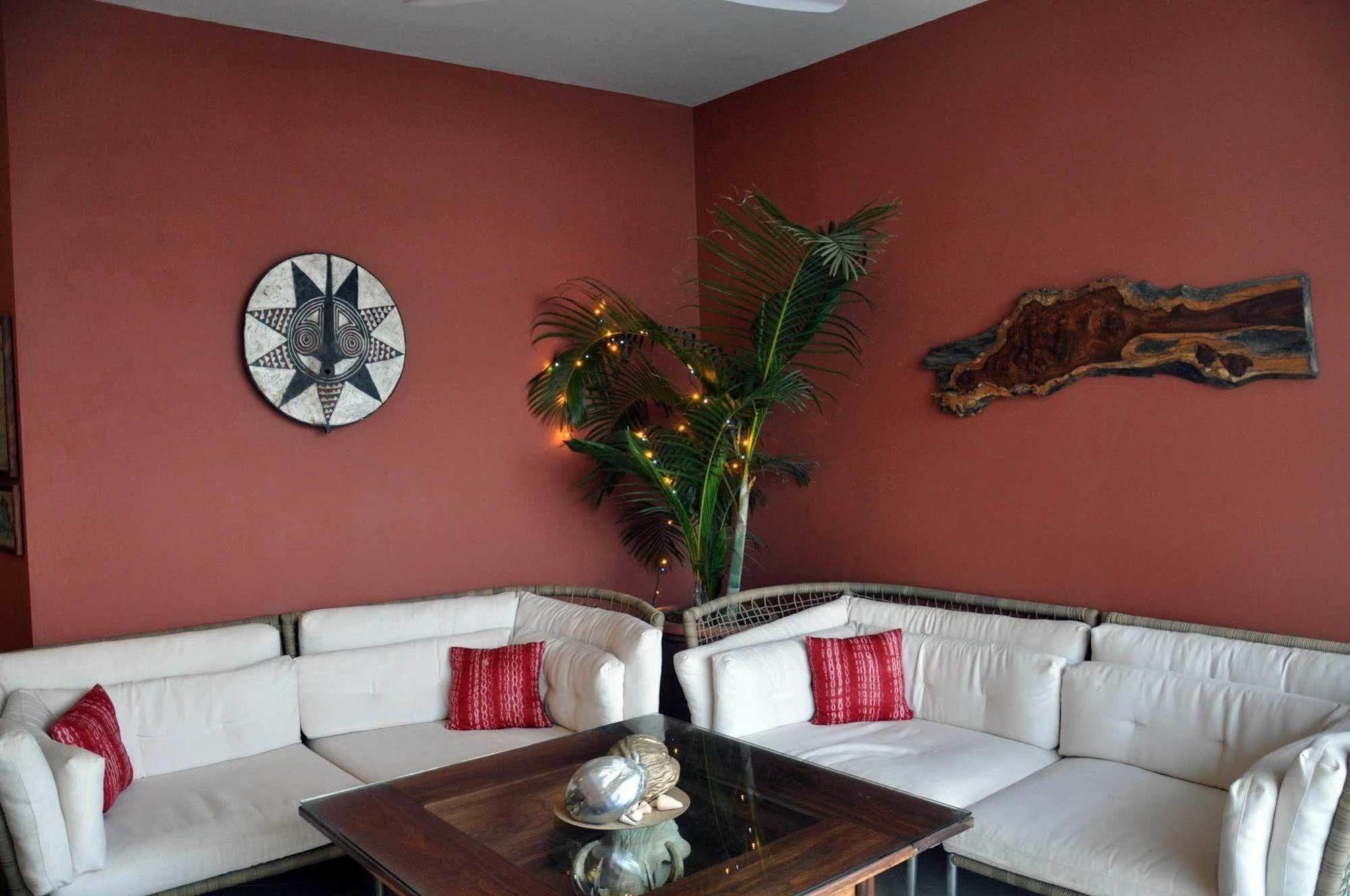 Leo'S Beach Hotel - Adults Only Brufut Εξωτερικό φωτογραφία